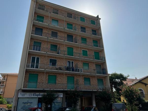 Vendita appartamento di 100 m2, Ivrea (TO) - 2