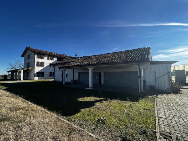 Vendita rustico o casale di 700 m2, Reggio Emilia (RE) - 4