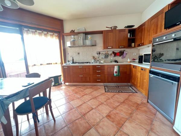 Vendita appartamento di 200 m2, Ivrea (TO) - 4