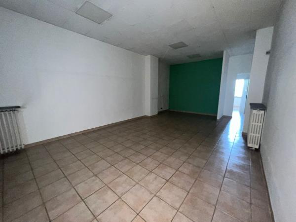 Vendita negozio di 60 m2, Ivrea (TO) - 5